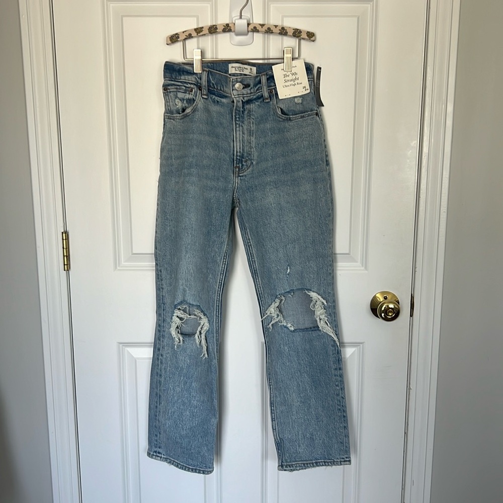 Abercrombie 90’s straight ultra high rise jeans